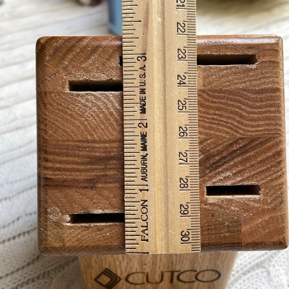 Cutco Knife Block Essentials oak 5 slots 4 Knife. 1 Hole Made USA 4 rubber feet